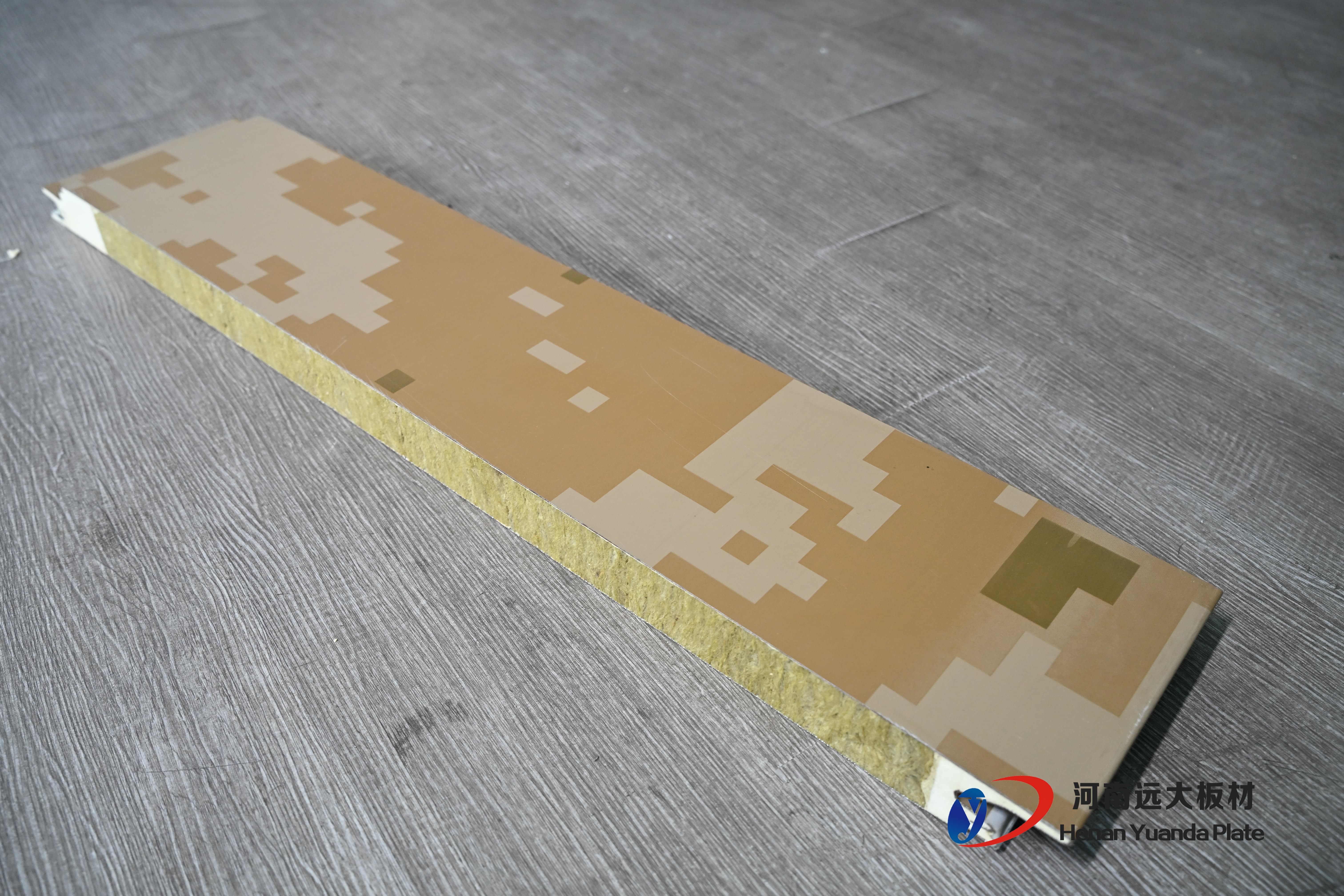 A級防火聚氨酯夾芯板 - 河南遠大板材廠家直供，保溫防火雙達標(圖1)